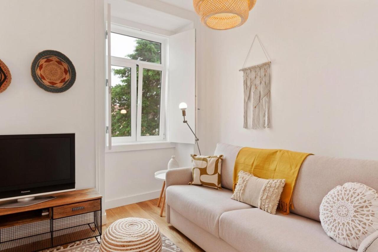 Apartamento Modern Portuguese 1bed flat in Belém Lisboa Exterior foto