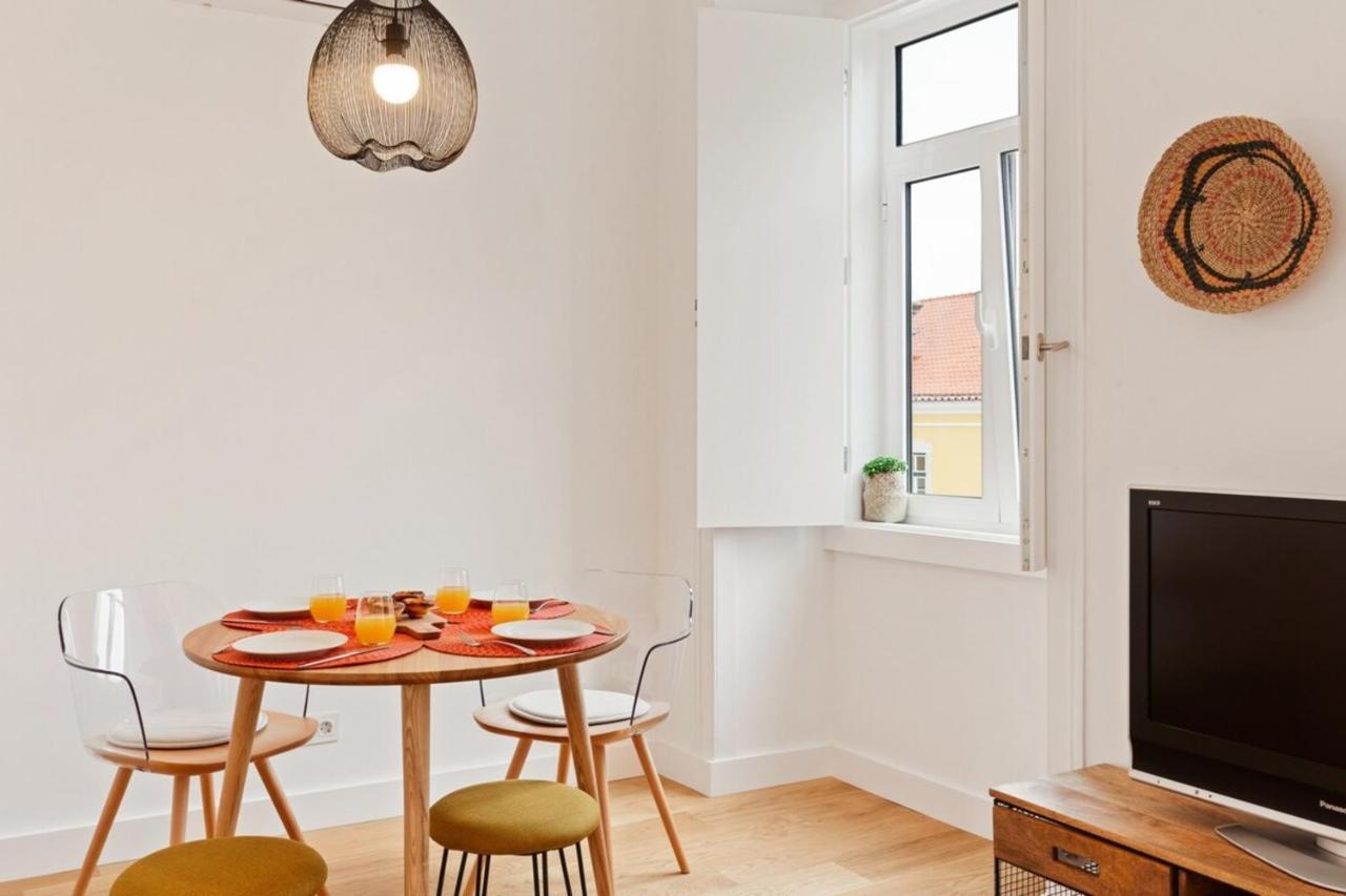 Apartamento Modern Portuguese 1bed flat in Belém Lisboa Exterior foto
